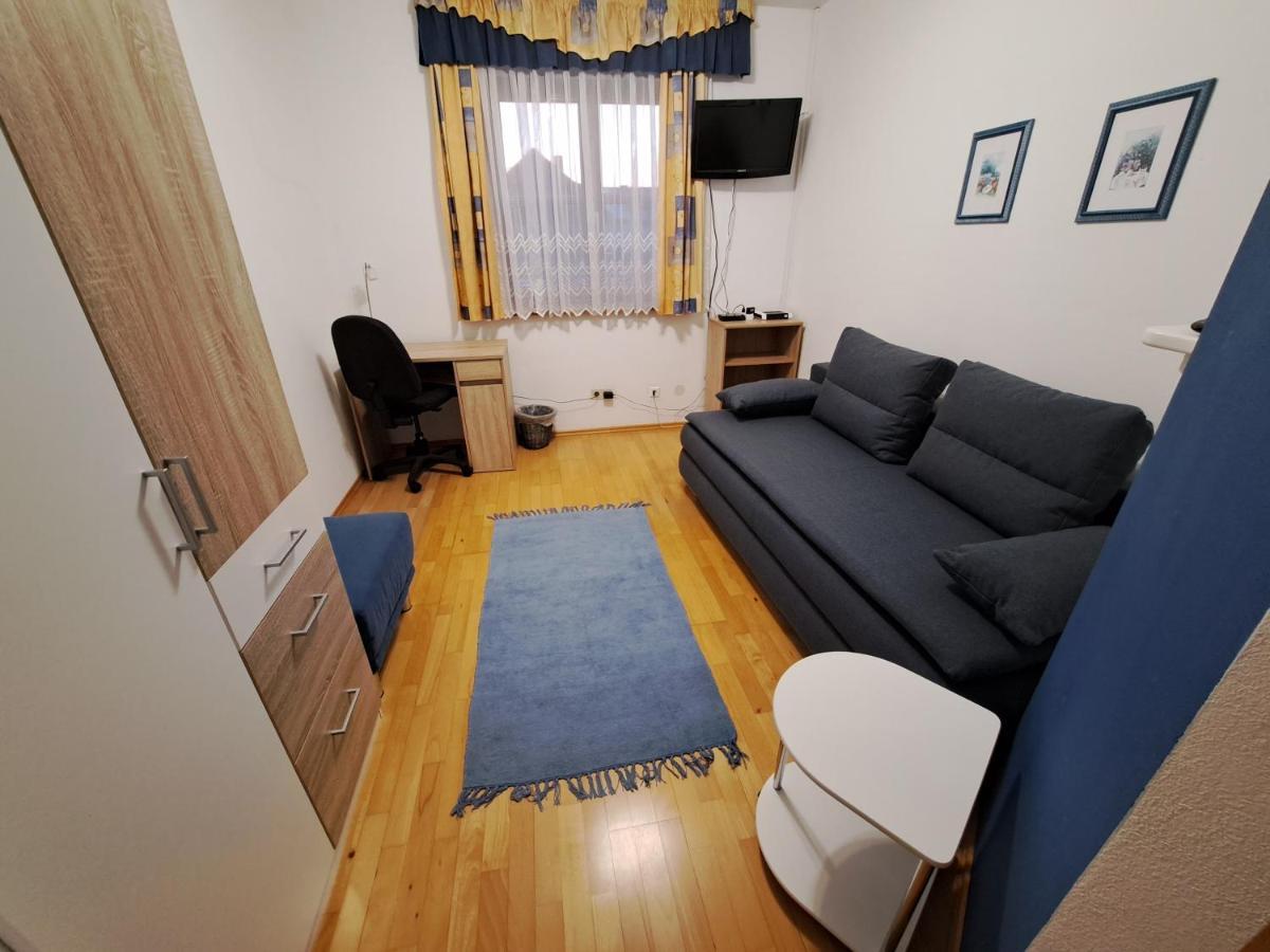 Appartement Poelzl Oeblarn Region Schladming Dachstein Oblarn Exterior foto